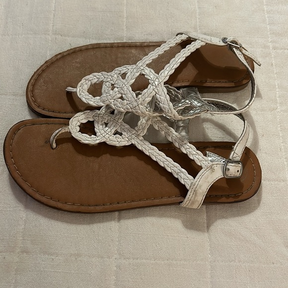 Wonder nation sandals - Picture 3 of 3